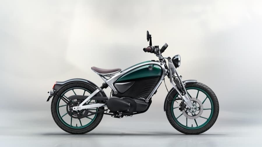 Royal Enfield Unveils Flying Flea S6 at Motoverse 2025