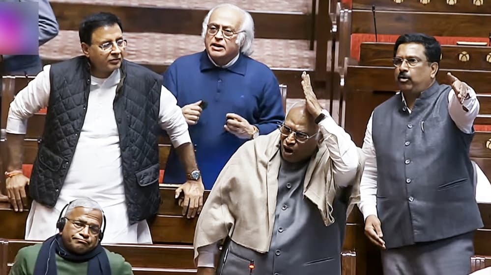 SIR Protest to Continue in Parliament; Opposition Bloc to Demonstrate Outside Makar Dwar