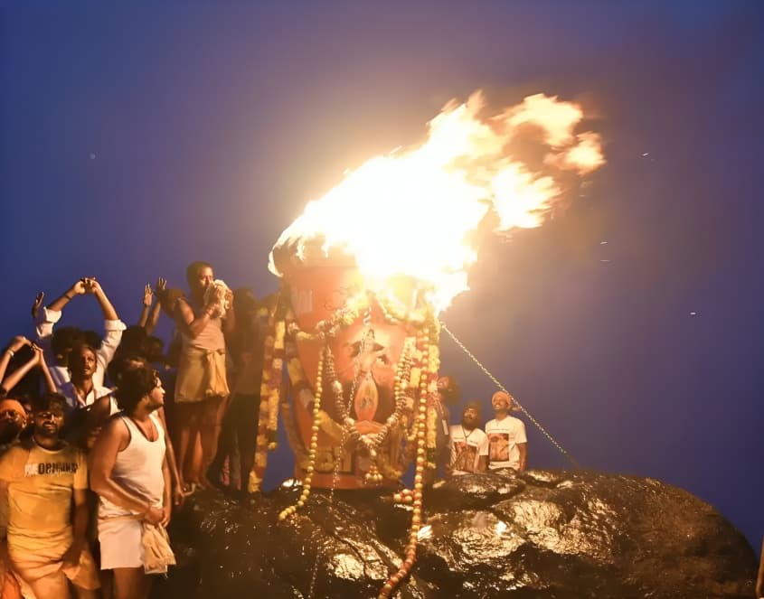 திருவண்ணாமலை மகா தீபம் 2025 முன்னேற்பாடுகள் தீவிரம், திருப்பரங்குன்றத்தில் கார்த்திகை மகா தீபம் கோலாகலம்