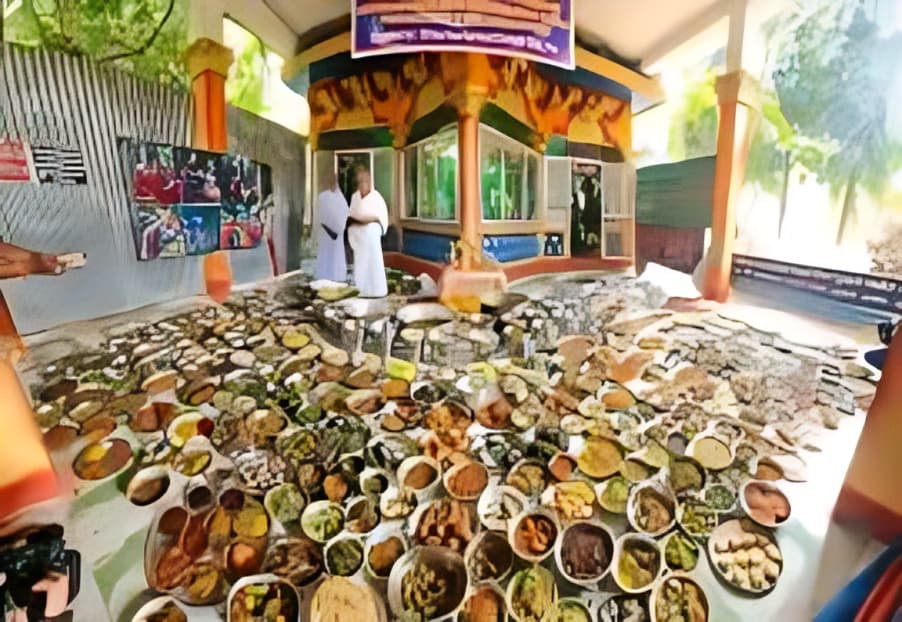 Gour Vihar Ashram Serves 850 Dishes to Lord Jagannath During Byanjana Dwadashi in Puri