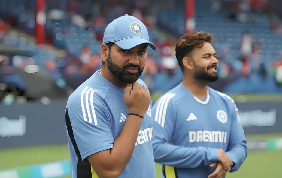 Rohit Sharma and Rishabh Pant Share Light Moment During 2nd ODI in Raipur