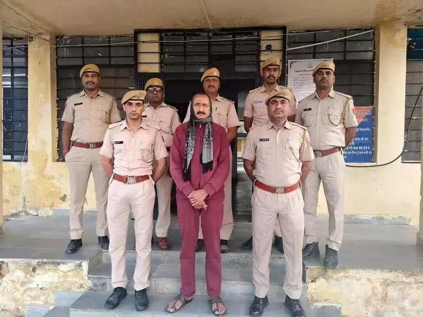 Ancient Parshvanath Idol Stolen from Jain Temple in Jabalpur, Police Investigate