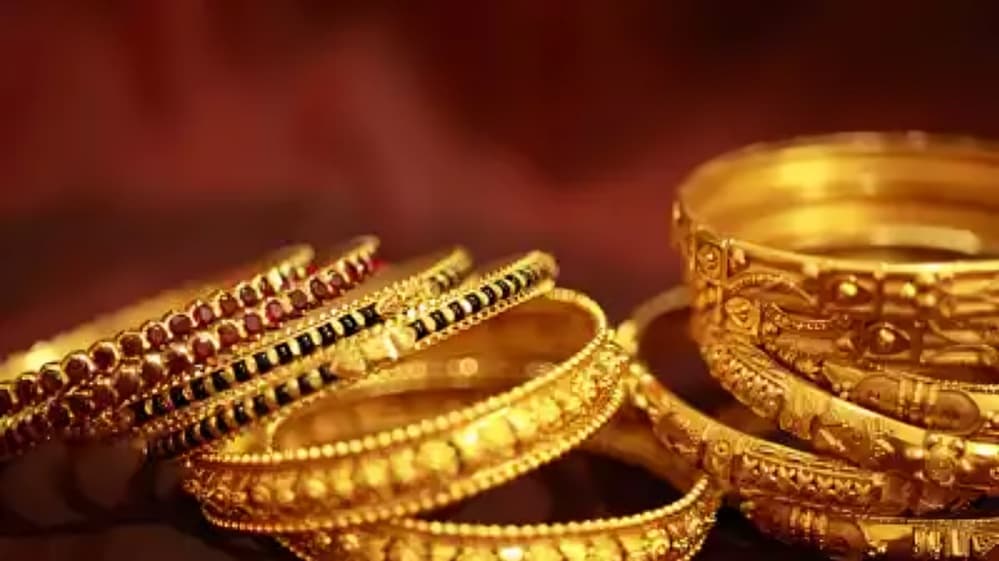 Gold Rate Today (December 9, 2025): Prices See Slight Dip Across Major Indian Cities