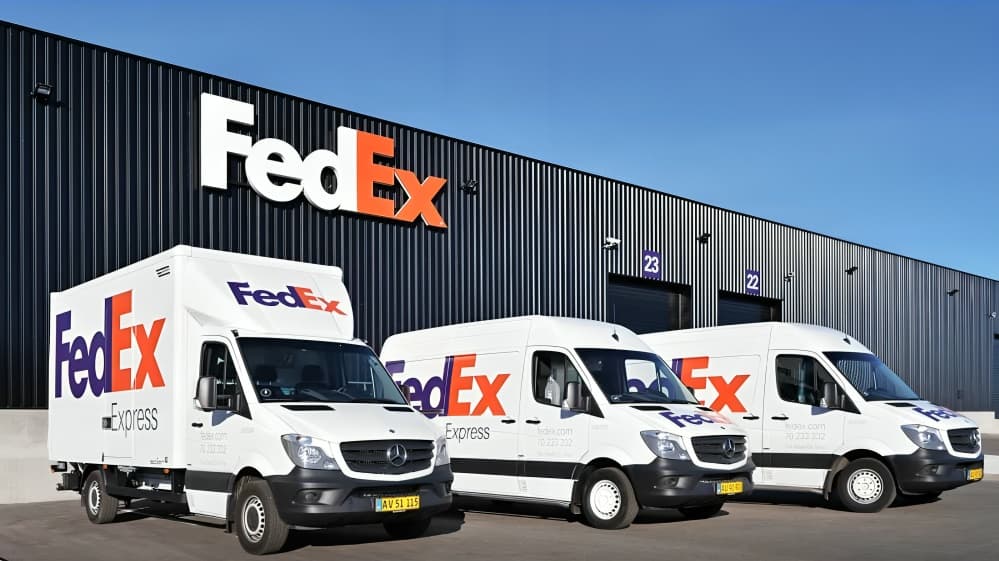 FedEx faces criticism over hiring H-1B workers amid layoffs in the United States
