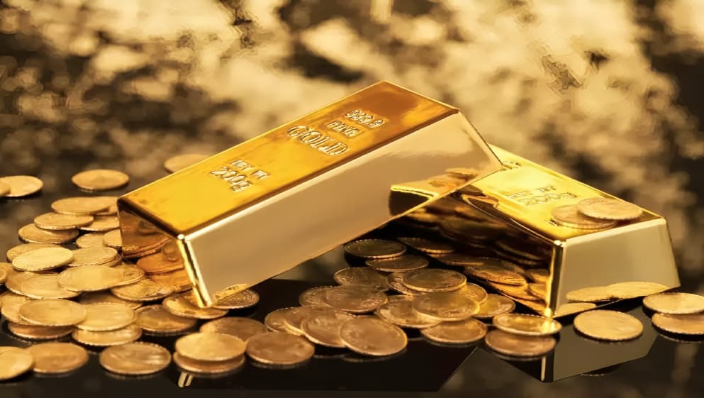 Gold Prices Today December 24 2025: Yellow Metal Edges Higher Across Major Indian Cities