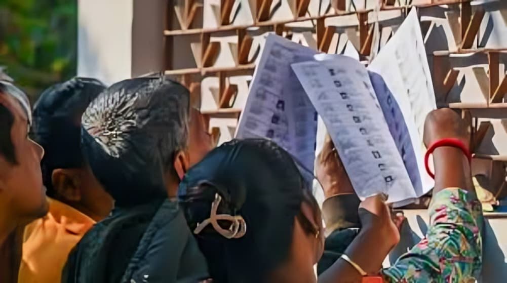 SIR Hearings to Start Saturday in Bengal; 32 Lakh Unmapped Voters to Be Included