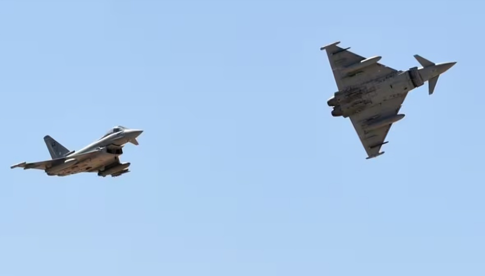 Yemen Separatist Leader Aidarous al-Zubaidi Leaves Country Amid Saudi-Led Coalition Airstrikes