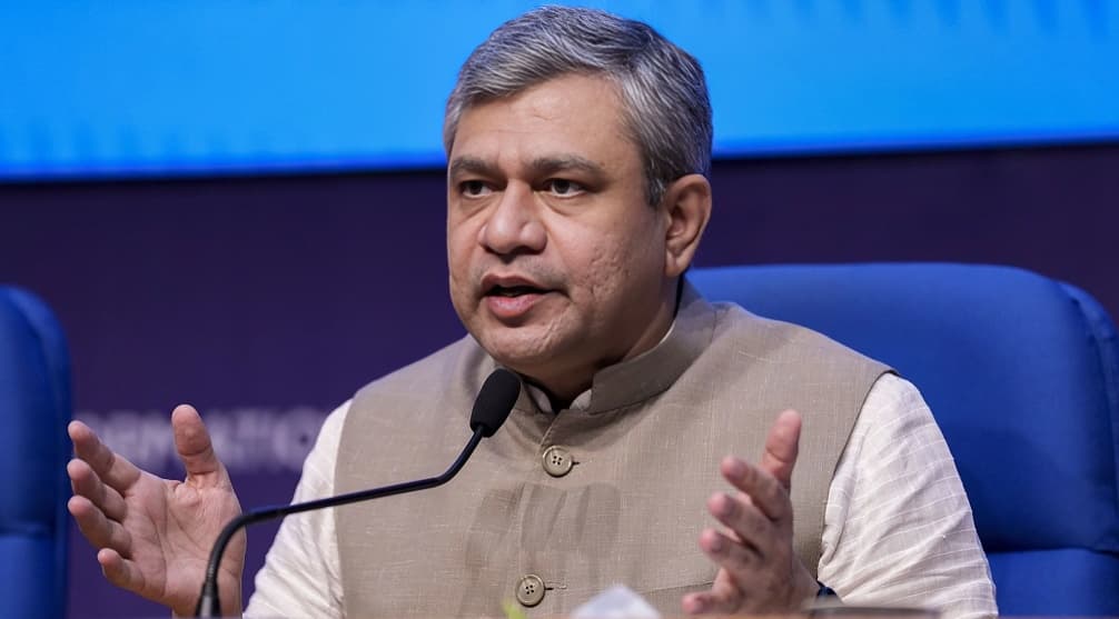 Congress Leader Criticizes Ashwini Vaishnaw’s US Visit, Calls it a “Diplomatic Failure”
