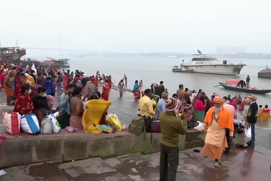 Makar Sankranti Celebrations Begin at Sagar Island as Devotees Take Holy Dip