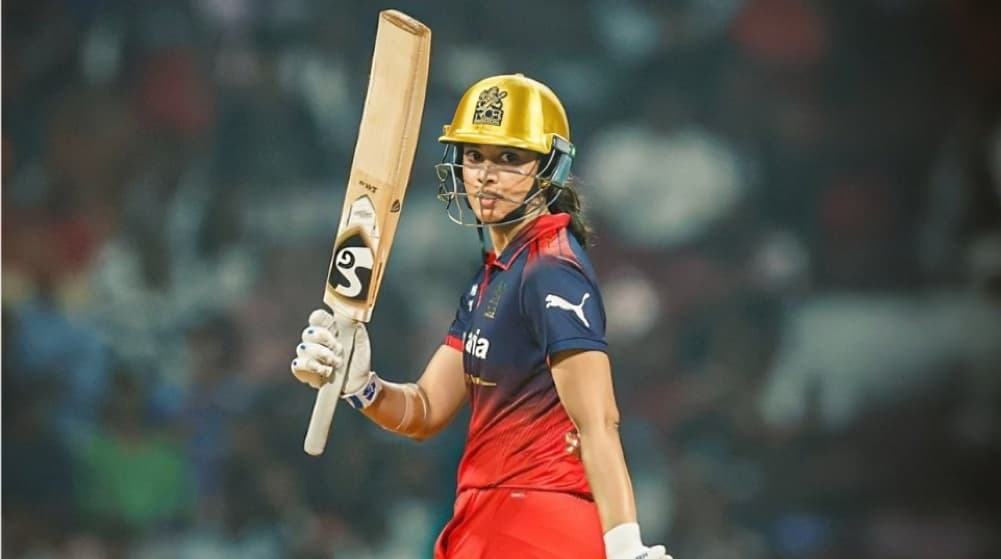 Smriti Mandhana Creates History as RCB Breaks Mumbai Indians’ WPL Record, Qualifies for Playoffs