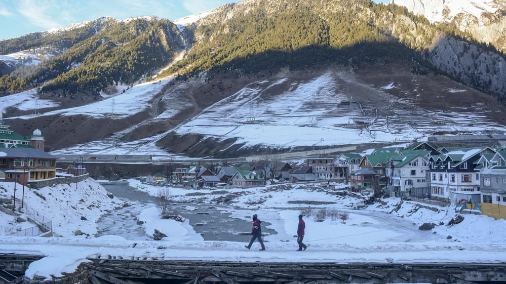 Fresh Snowfall Covers Upper Reaches of Ganderbal in Jammu and Kashmir