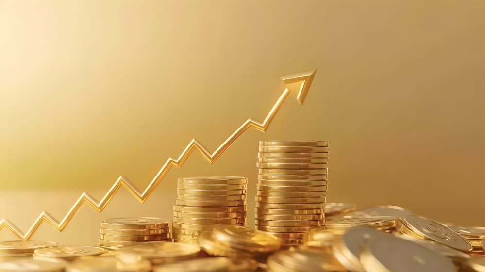 Gold Prices Fall by Rs 10000 After Record Highs: What Investors Should Do Next