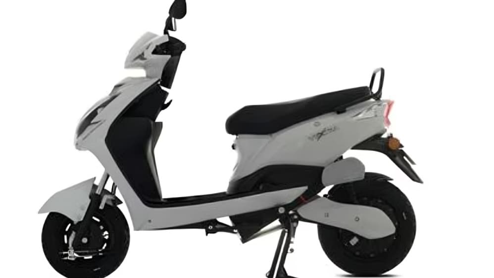 Omega Seiki Launches Vextra Electric Scooter in India at ₹99,900
