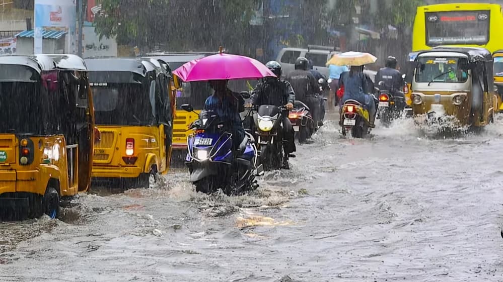 தமிழகத்தில் மூன்று நாட்கள் தொடரும் மழை: வானிலை மையத்தின் எச்சரிக்கை