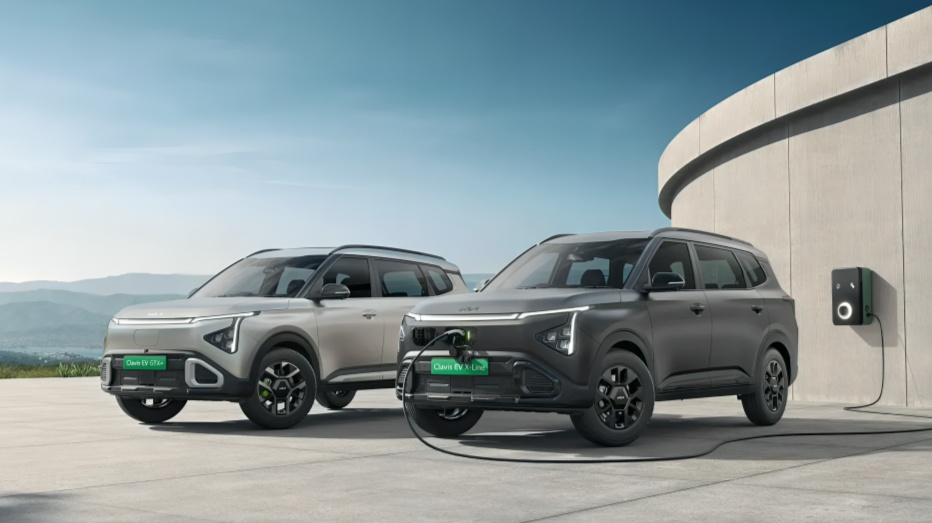 Kia Updates Carens EV With New 6‑Seater Option, GT‑Line and X‑Line Trims