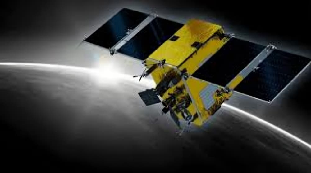 SpaceX Faces New Russian Rival as Bureau 1440 Launches 16 Broadband Satellites