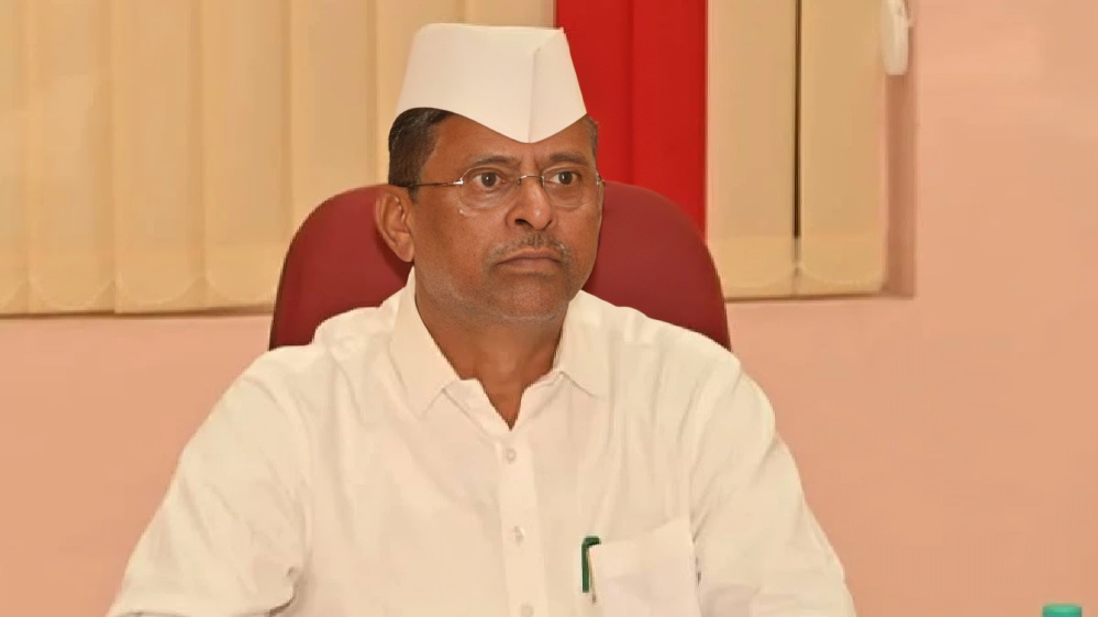 Controversy Erupts Over Viral Video of Maharashtra Minister Narhari Zirwal