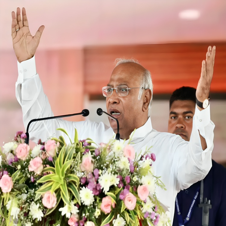 Mallikarjun Kharge Calls for All Party Meeting on Women Reservation Bill After Elections
