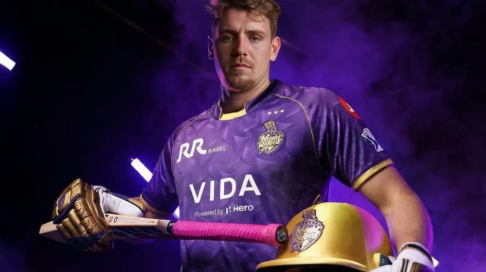 Cameron Green Bowling Availability Sparks Debate During IPL Match Against KKR