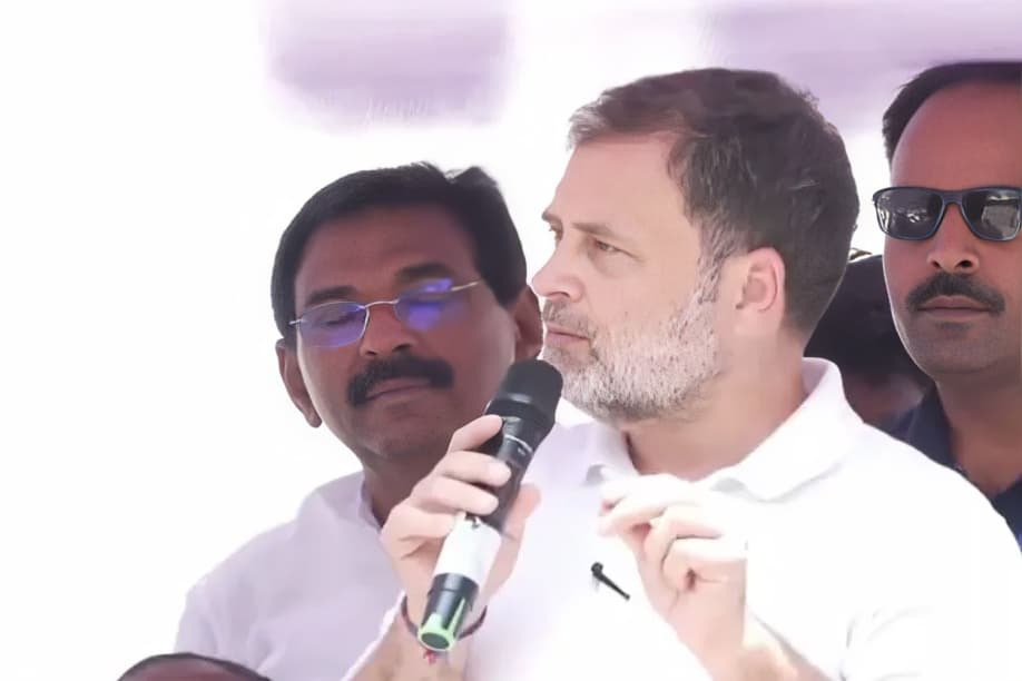 Rahul Gandhi Accuses PM Modi of Ignoring Sabarimala Issue Ahead of Kerala Polls