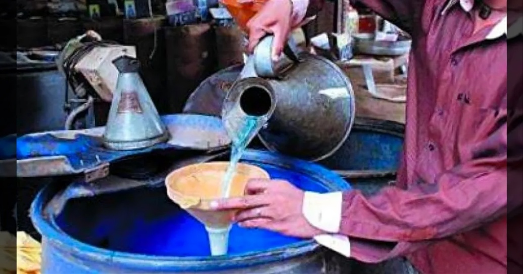 மத்திய அரசு 60 நாட்களுக்கு மீண்டும் ரேஷன் கடைகள் வழியாக மண்ணெண்ணெய்/தீஎரிபொருளை வழங்க கடமை