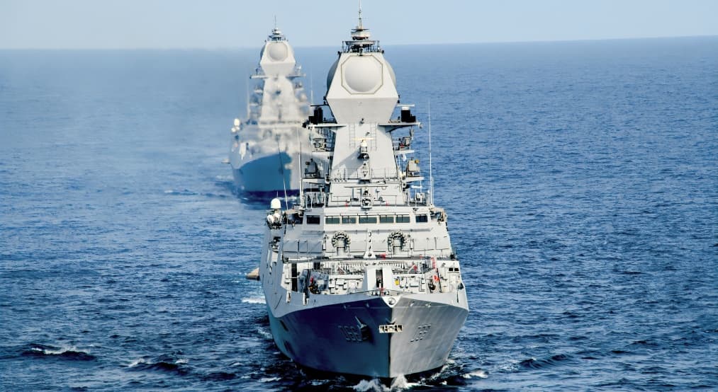 Indian Navy Chief Highlights Aborted Strike During Operation Sindoor as Indian Sailors Face Detention