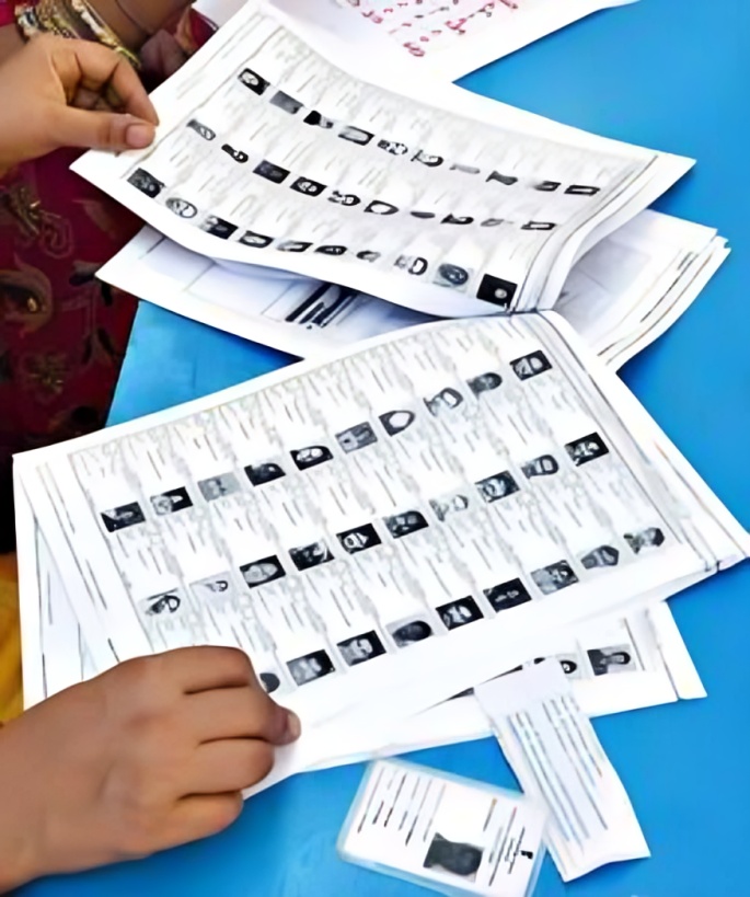சென்னையில் வாக்காளர்களுக்கு வீடு வீடாக பூத் சிலிப் விநியோகம் தொடக்கம்