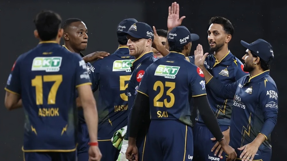 GT vs KKR Live Score IPL 2026 Gujarat Titans Aim to Extend Winning Streak Against Struggling Kolkata