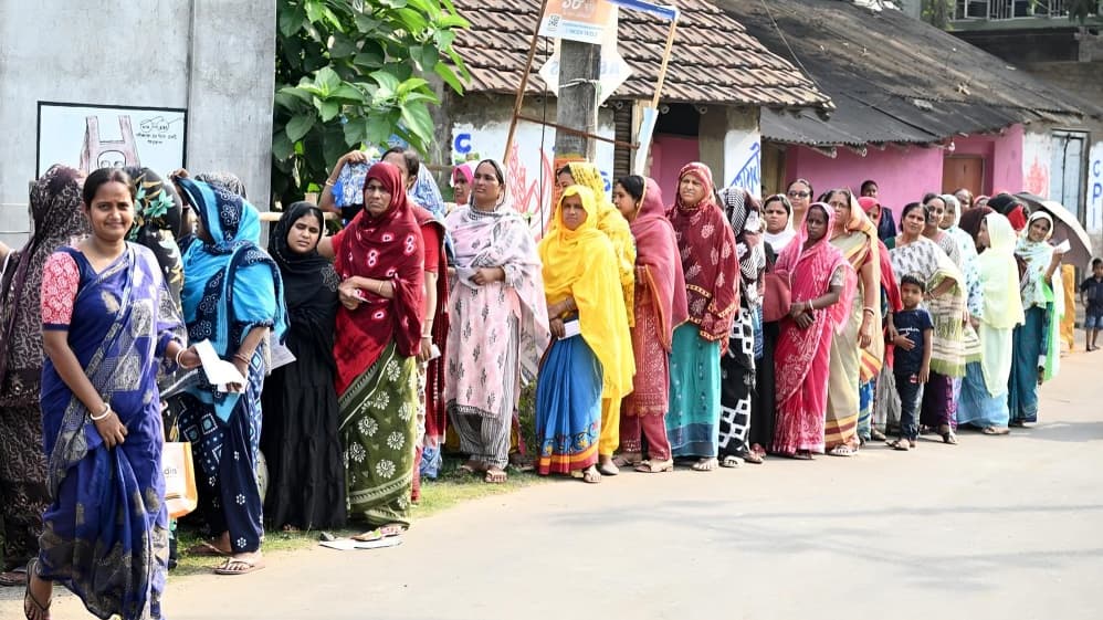 April 24 Top News Highlights High Voter Turnout and Global Developments in Focus