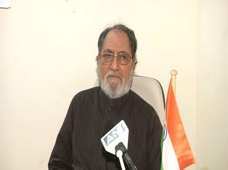 Husain Dalwai Criticises Alleged Defections of AAP MPs Raises Concerns Over Political Ethics