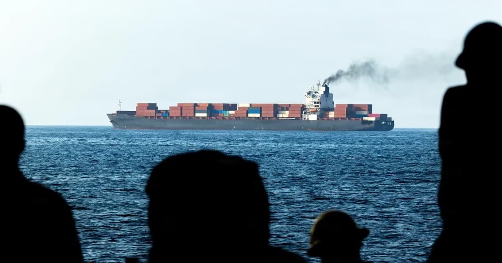 Iran Outlines Conditions for Reopening Strait of Hormuz Amid Ongoing Tensions