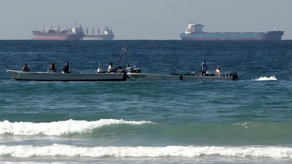 Strait of Hormuz Disruption Leaves Around 20,000 Seafarers Stranded Amid Regional Tensions