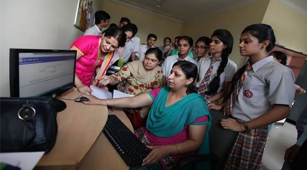 Madhya Pradesh to Launch AI Education in 1000 Schools From 2026 27 Academic Session