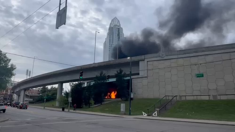 Truck Crash on I 71 in Cincinnati Triggers Major Fire Near Heritage Bank Center Traffic Affected