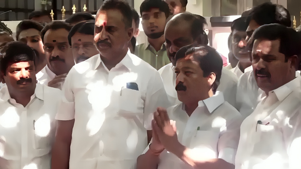 AIADMK Faction Extends Support to CM Vijay Led TVK Government in Tamil Nadu