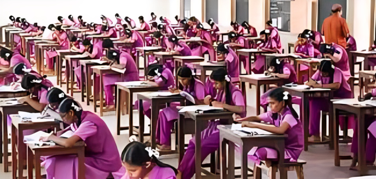 தமிழகத்தில் கல்வி உரிமை திட்டத்தில் தனியார் பள்ளி சேர்க்கைக்கு 2.5 லட்சம் விண்ணப்பங்கள்