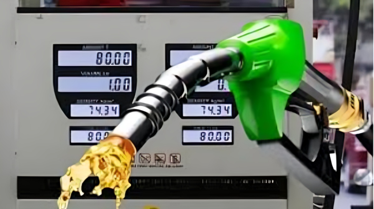 Why Petrol Prices Differ Across New Delhi, Bengaluru and Kolkata Amid Fuel Price Hikes