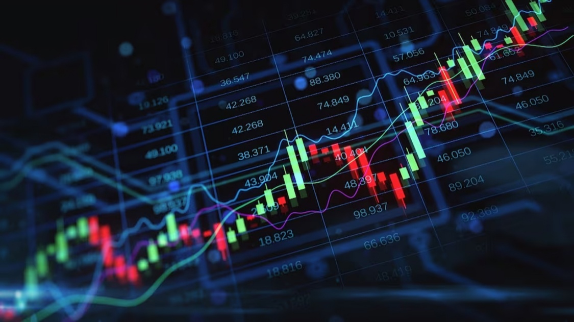 Indian Stock Markets Extend Gains as Nifty Trades Above 24,000 Mark