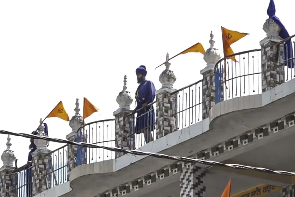 Nihang Group Returns to Himachal After Talks End Border Standoff with Uttarakhand Authorities