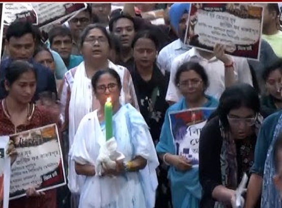 Political Leaders Visit Baruipur Victim's Family, Reaffirm Support for Justice as Investigation Cont