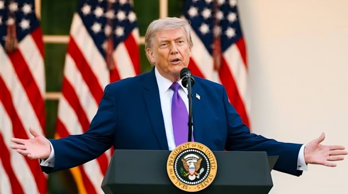 White House Reportedly Preparing for Prolonged Tensions With Iran Around Strait of Hormuz