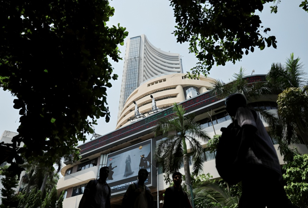 Indian Stock Market Ends Week Higher as Sensex and Nifty Gain Over One Percent
