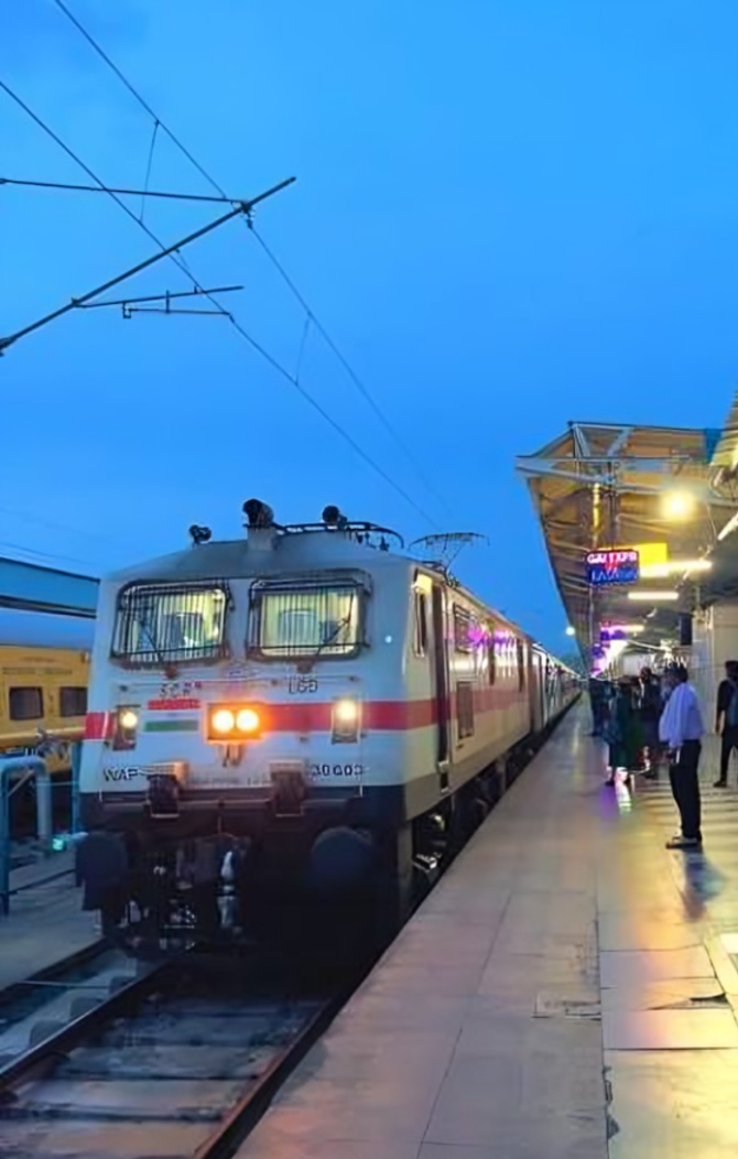 திருச்சி வழித்தட ரயில் சேவையில் தற்காலிக மாற்றம் பராமரிப்பு பணிகளால் சில ரயில்கள் பகுதி ரத்து