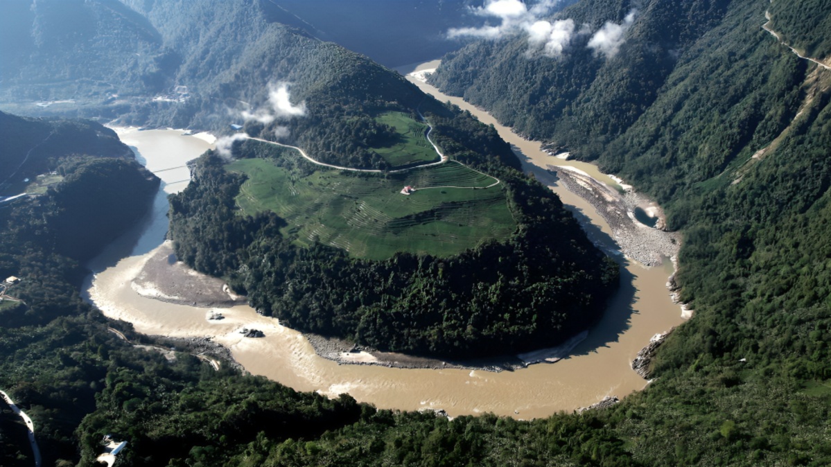 China Advances World's Largest Hydropower Project on Yarlung Tsangpo River