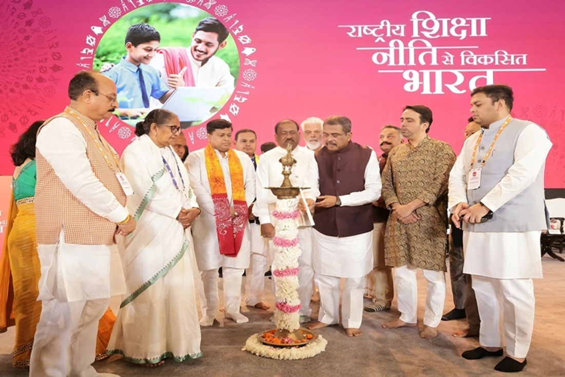 Education Ministry Reviews School Education Schemes, Emphasises NEP 2020 Vision for Viksit Bharat 20