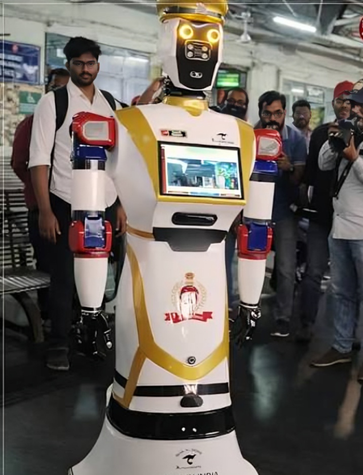 புவனேஸ்வர் ரயில் நிலையத்தில் செயற்கை நுண்ணறிவு ரோபோ பாதுகாப்பு பணியில்