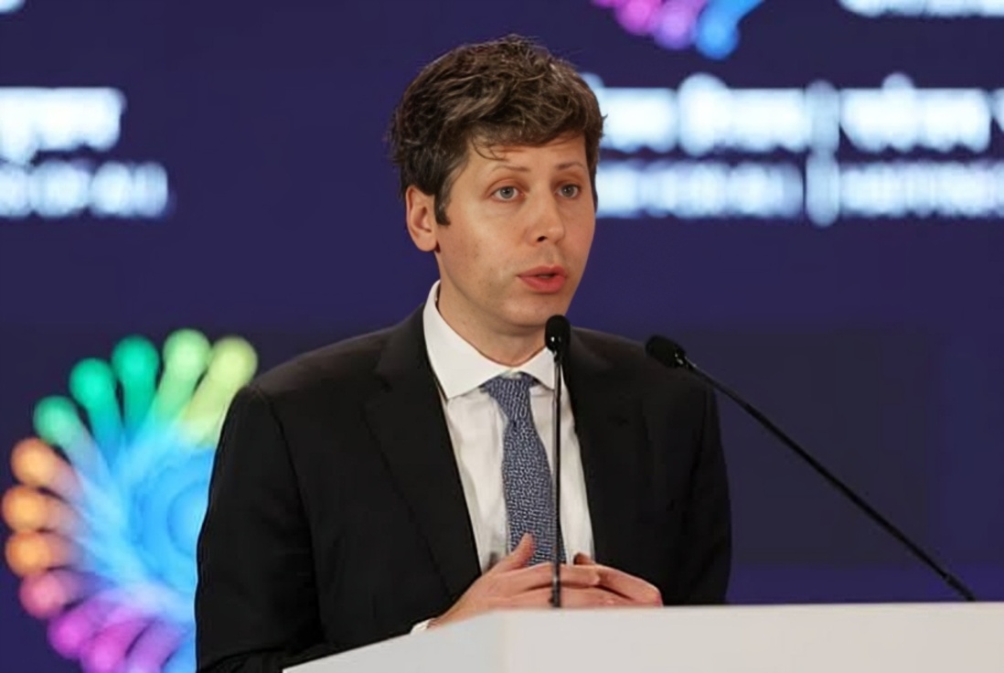 Sam Altman Discusses Future AI Capabilities Including Screen Monitoring and Call Assistance