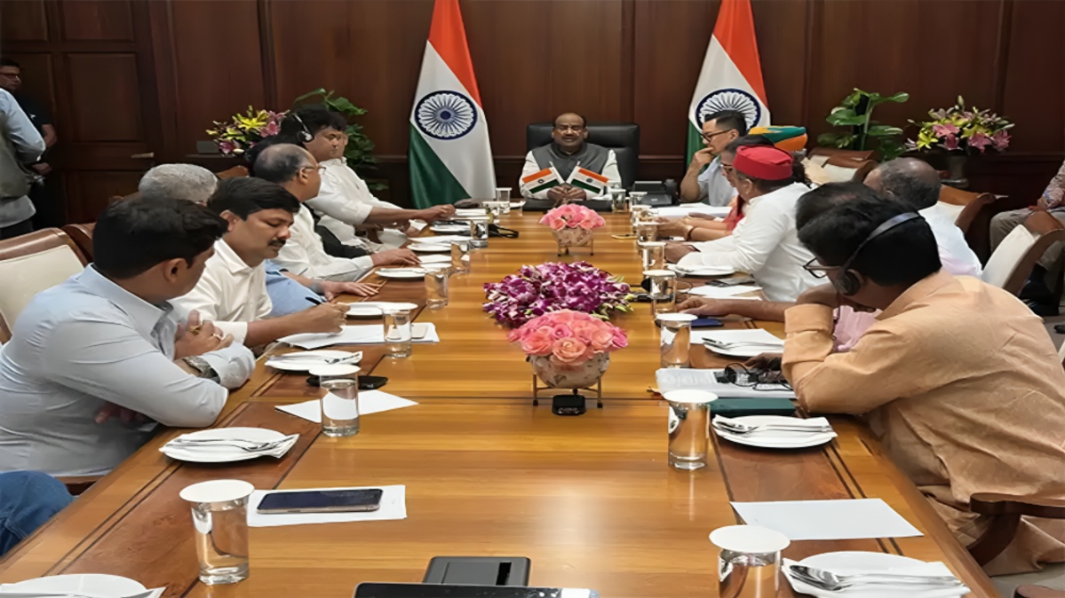 INDIA Bloc Leaders Skip Lok Sabha Speaker’s Tea Gathering After House Adjournment