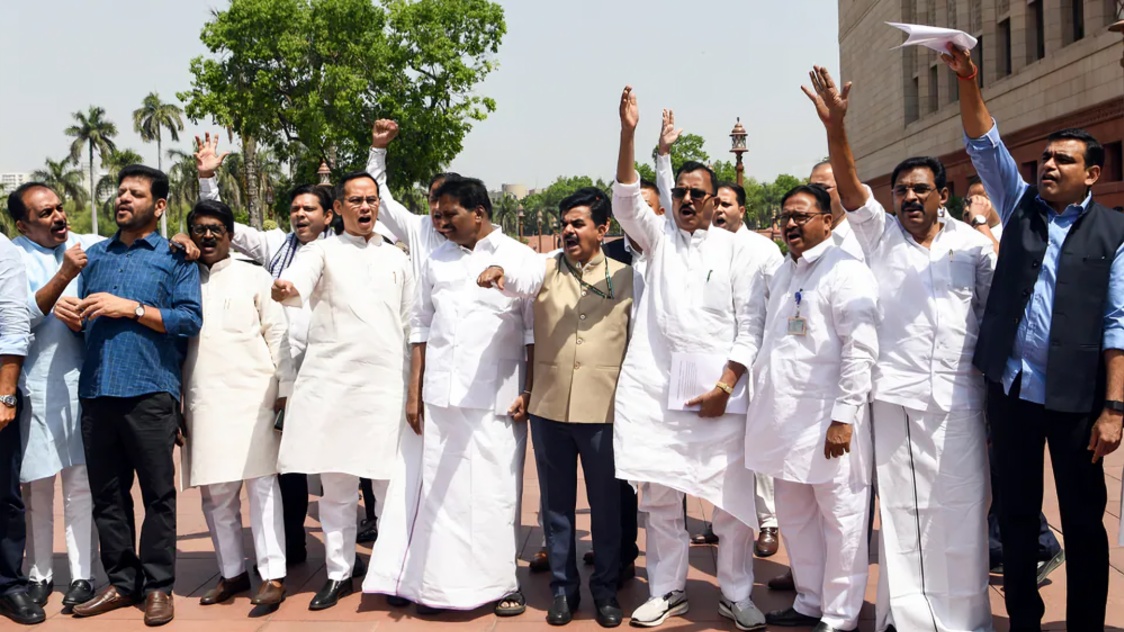 DMK Attends Lok Sabha Speaker Om Birla's Tea Meeting Amid Opposition Boycott