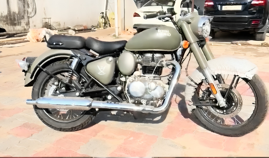Royal Enfield Classic 350 Gorkha Edition Launched at Rs 2.10 Lakh With New Features